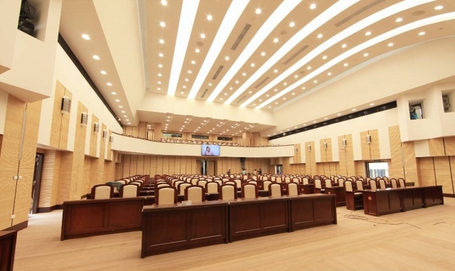 hoi-truong-ubnd-tp-ha-noi-asavin