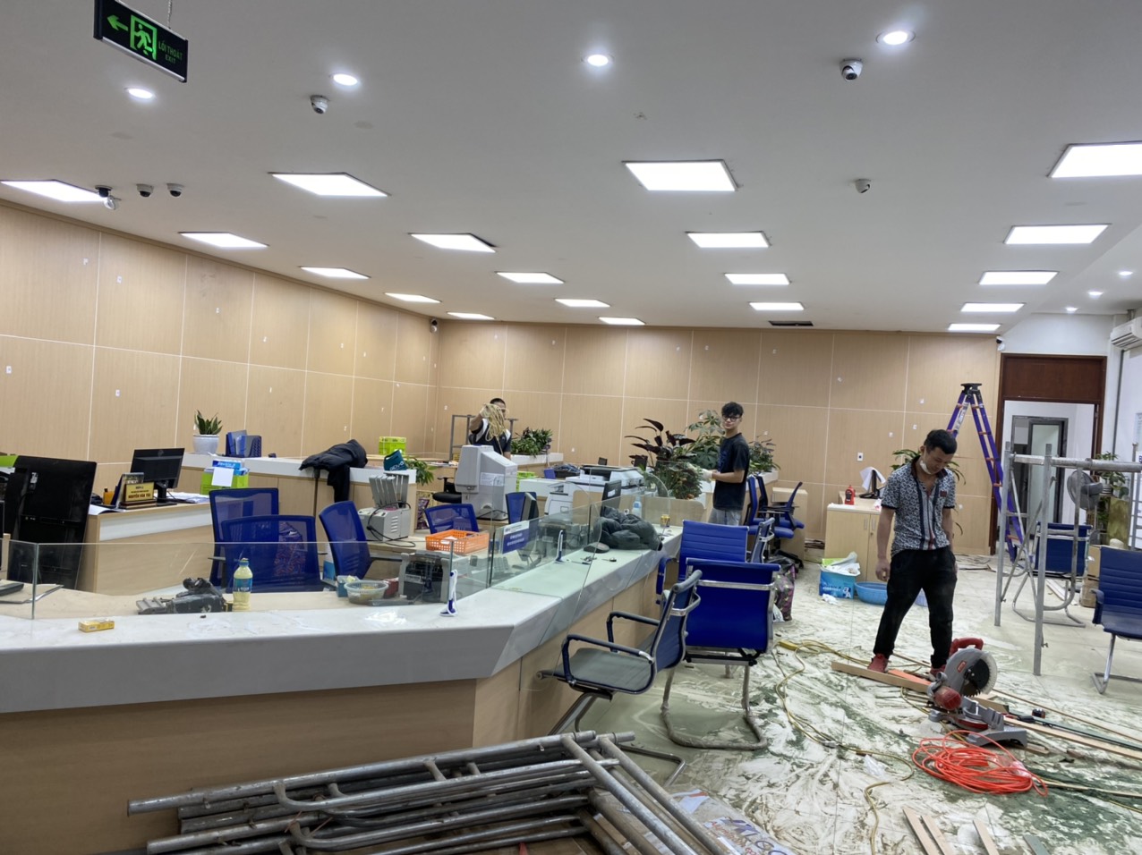 vach-ngan-van-phong-asavin