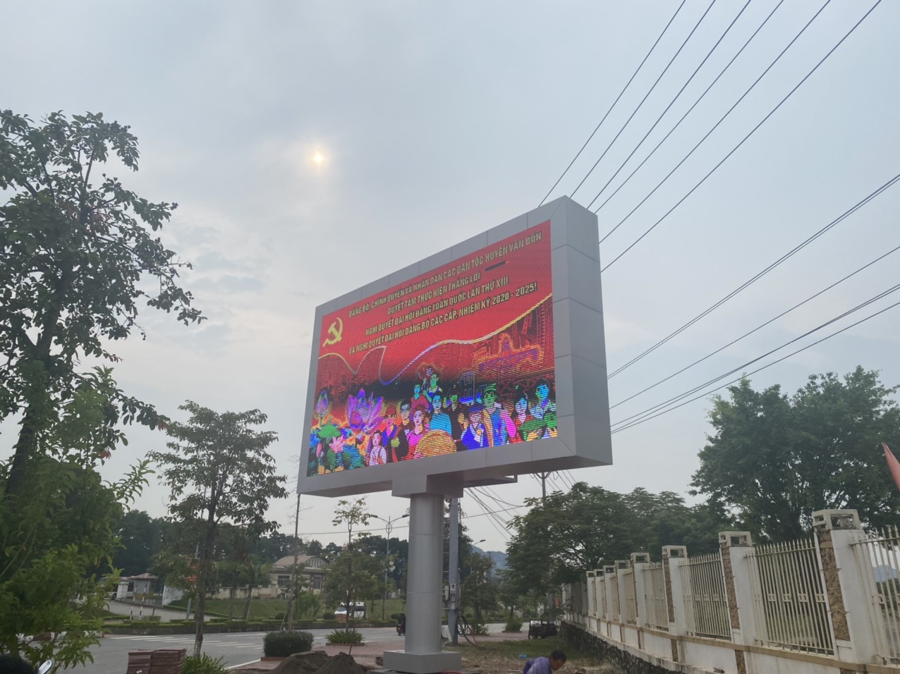 du-an-man-hinh-led-huyen-Van-Don-Tinh_Quang-Ninh